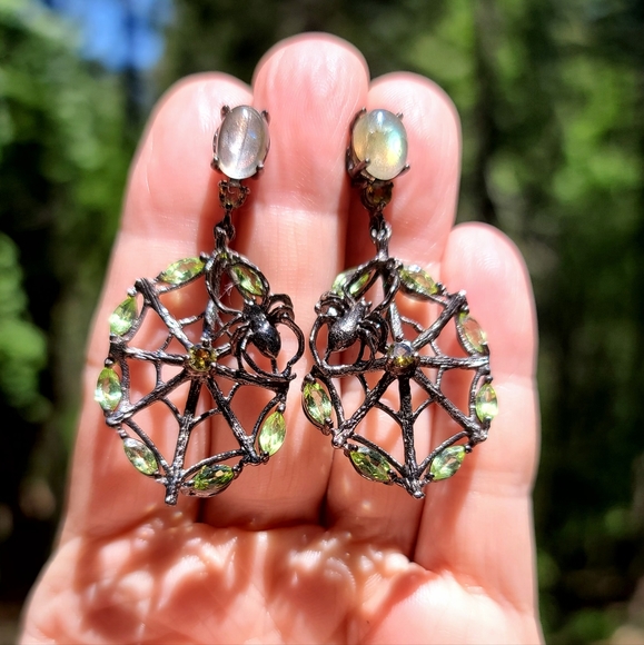 Dark Kharma by Avelon Jewelry - Peridot Labradorite citrine gemstone sterling 🕸 spiderweb earrings